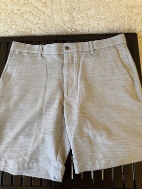 Callaway Mens Opt Dry Stretch shorts. Gray.  36